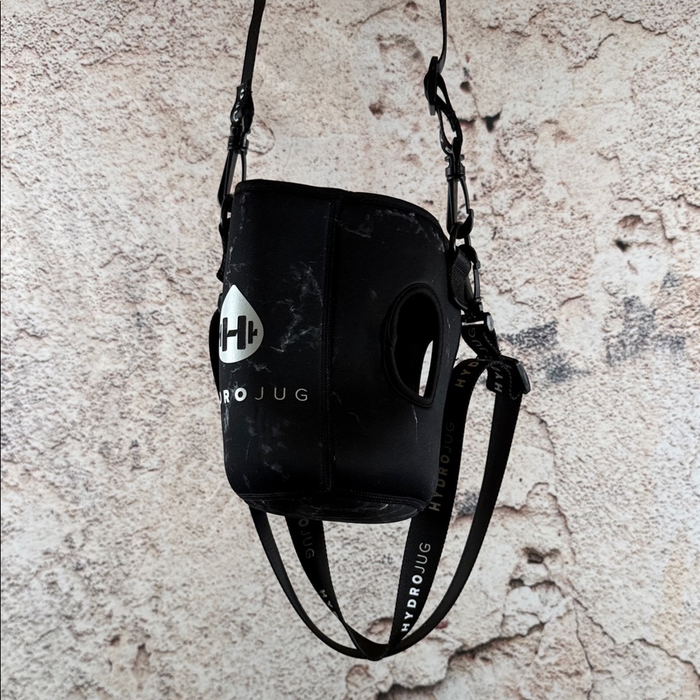 HydroJug Black Crossbody Bag with Logo C65